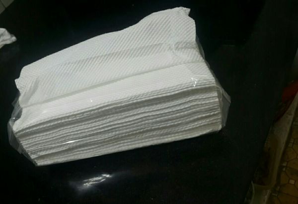 Khăn giấy vuông dai, ko bụi 1L 