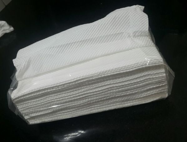 KHĂN GIẤY LAU TAY  KG 1LCP DAI KO BỤI